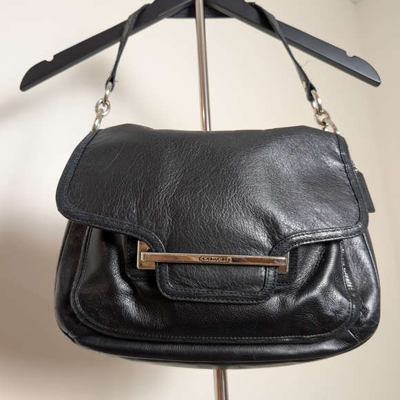 Coach Handbags - Coach Taylor Black Leather Shoulder Bag with flap front Nr. M1382-F27481